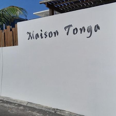 סן-פייר Maison Tonga Piscine /Jacuzzi Chambre De Luxe מראה חיצוני תמונה